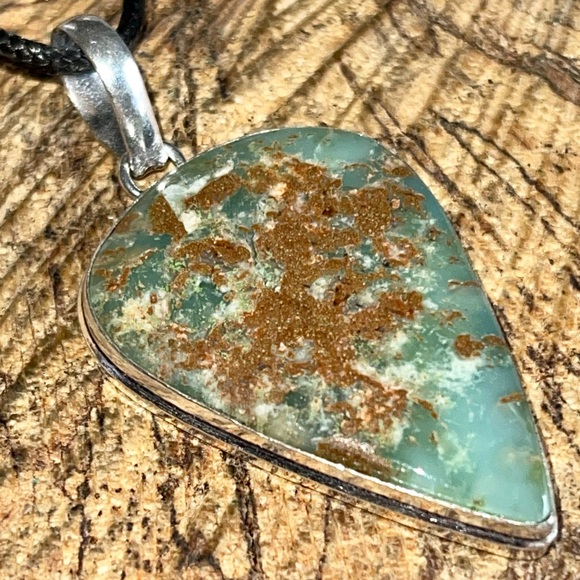 Yellow Green Chrysoprase Pendant 2 1/4” - Picture 4 of 12